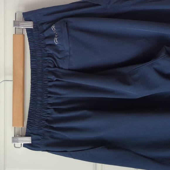 Virus Joggers - Picture 3 of 10